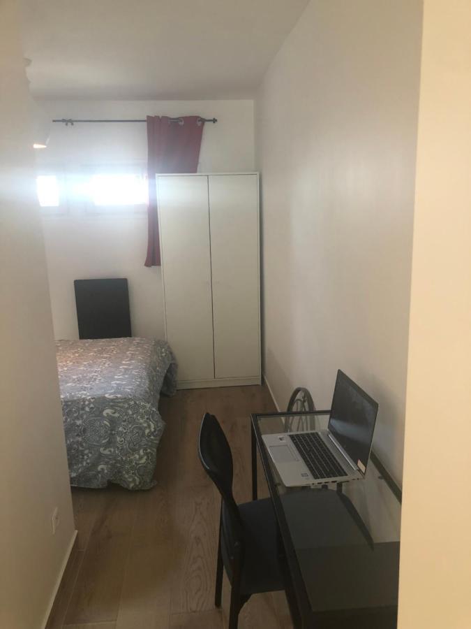 Apartamento F2 Avec Terrasse Saint-Denis  Exterior foto